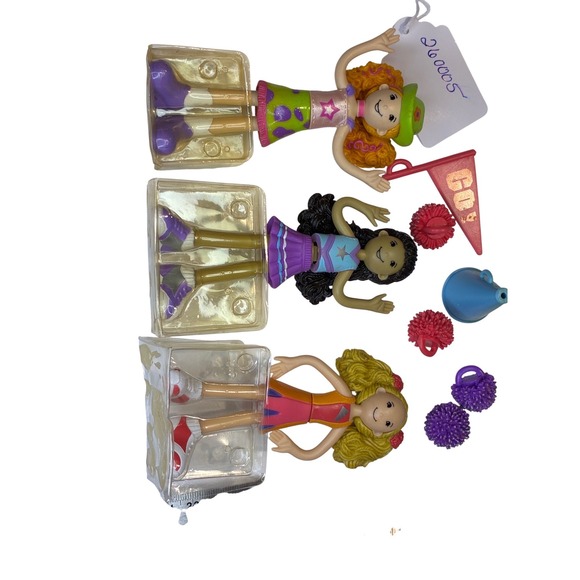 Set of 3 Groovy Doll Cheerleader Dolls with Accessories Play Set Toy - Picture 2 of 7